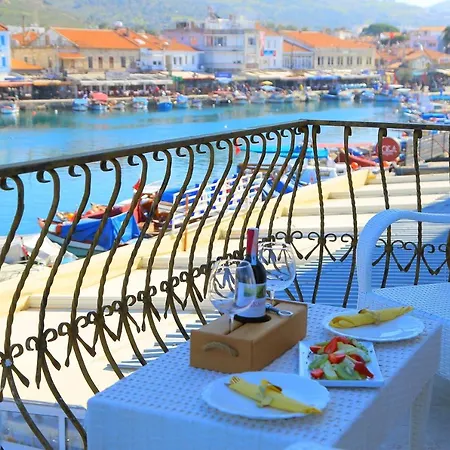 Huri & Nuri (adults Only)