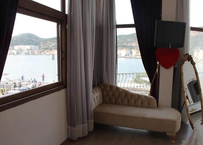 Huri & Nuri (adults Only) 3* Foça