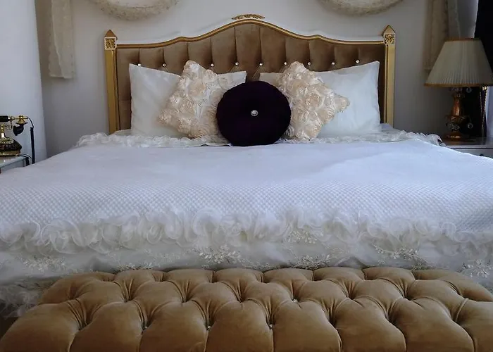 Huri & Nuri (adults Only) Otel 3*