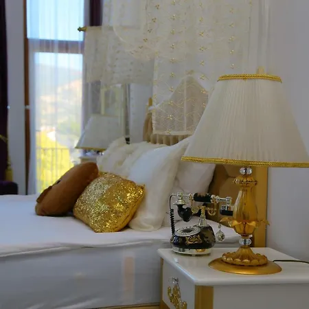 Huri & Nuri (adults Only) Foça