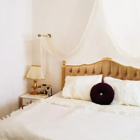 Huri & Nuri (adults Only)