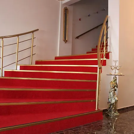 Huri & Nuri (adults Only)